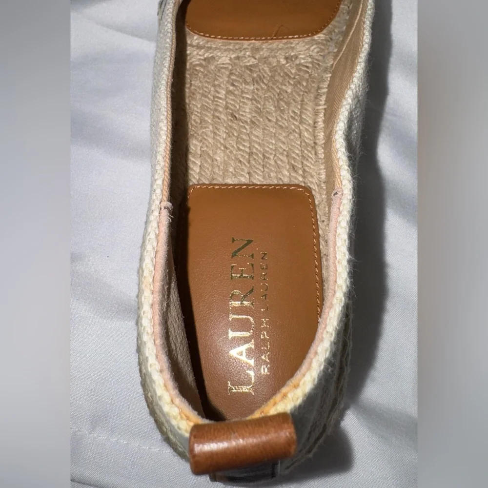 Lauren Ralph Lauren go neutral